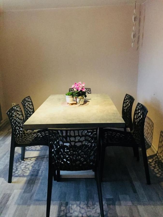 וואלדסאסן Firmen-Apartments Boulevard מראה חיצוני תמונה