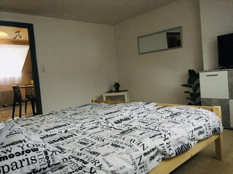 וואלדסאסן Firmen-Apartments Boulevard מראה חיצוני תמונה
